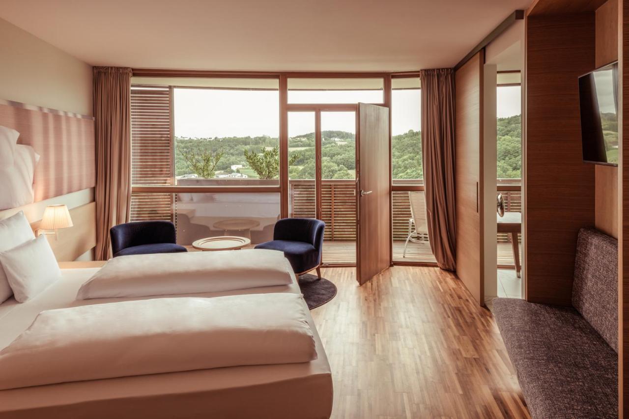 Falkensteiner Balance Resort Stegersbach - Adults Only エクステリア 写真 A room at the Hotel