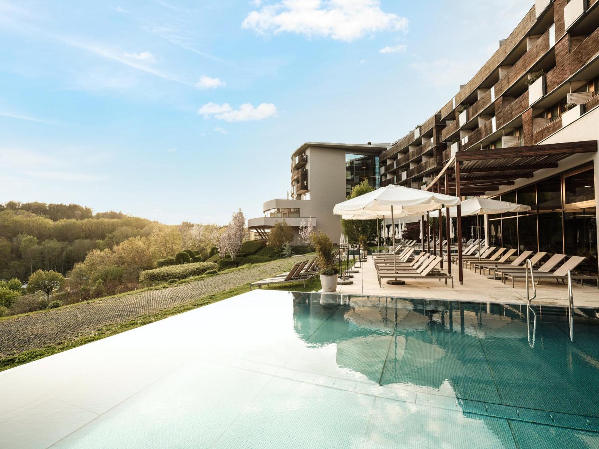 Falkensteiner Balance Resort Stegersbach - Adults Only エクステリア 写真 The Hotel