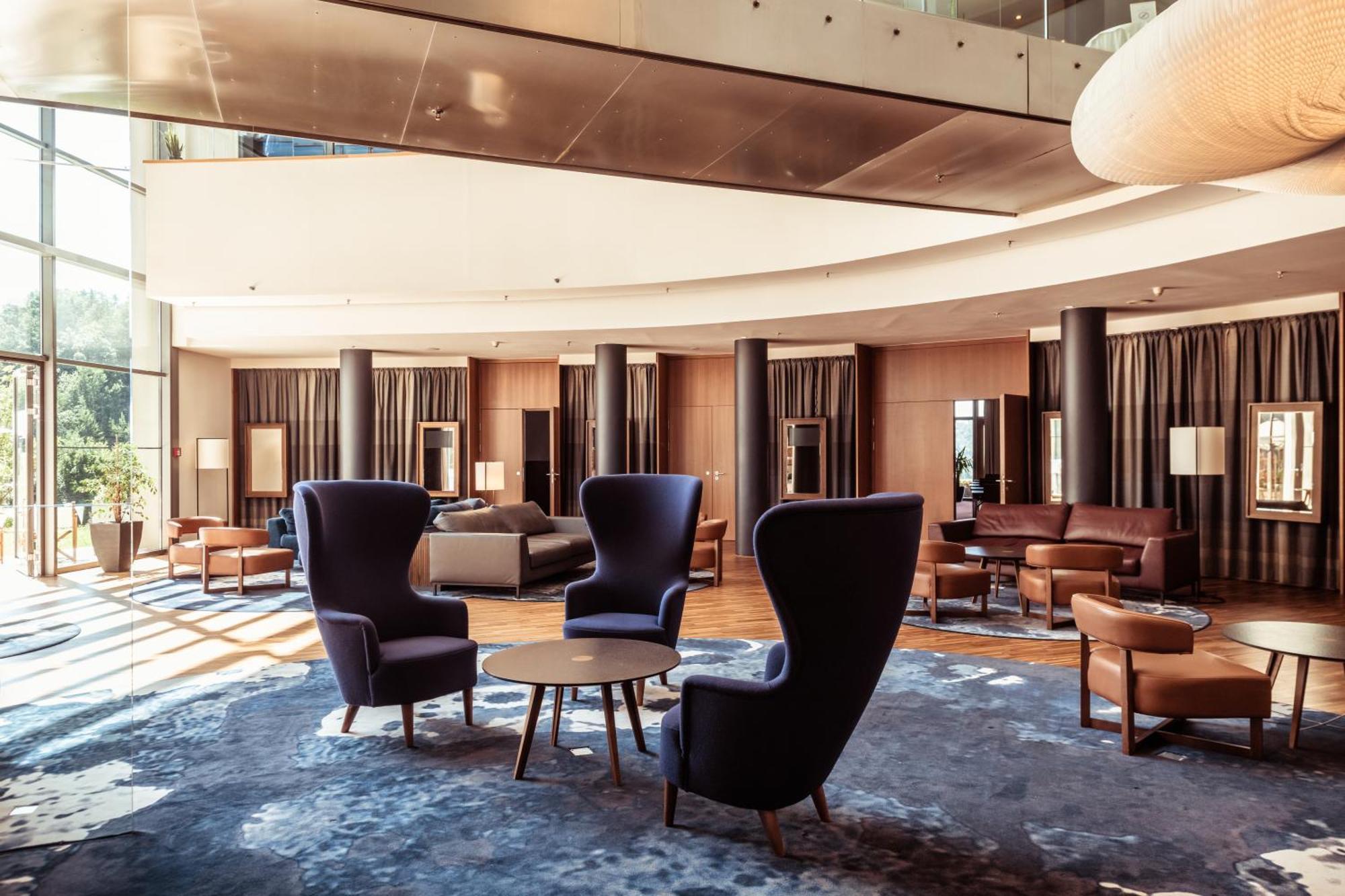 Falkensteiner Balance Resort Stegersbach - Adults Only エクステリア 写真 The lobby of the hotel